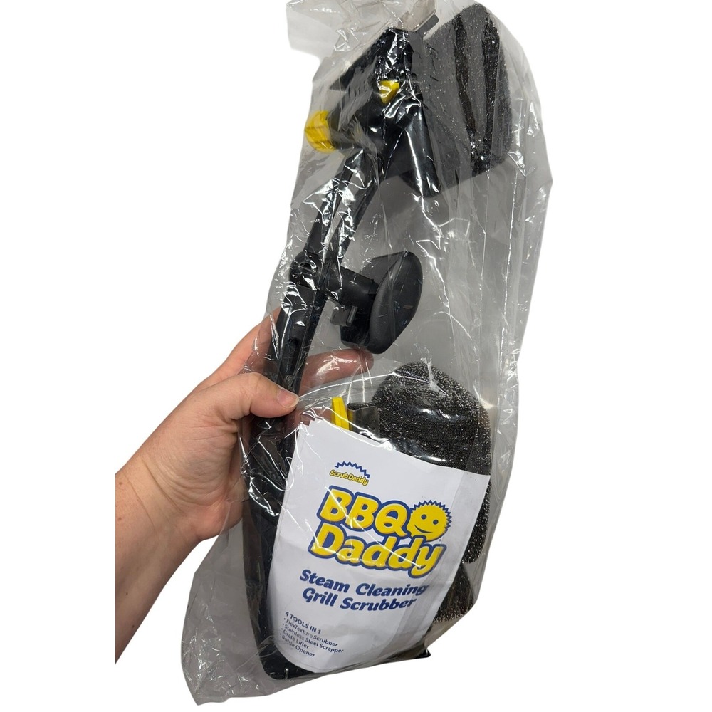 NEW Scrub Daddy BBQ Daddy Steam Cleaning Grill Scrubber Handle + 2 Brush Heads